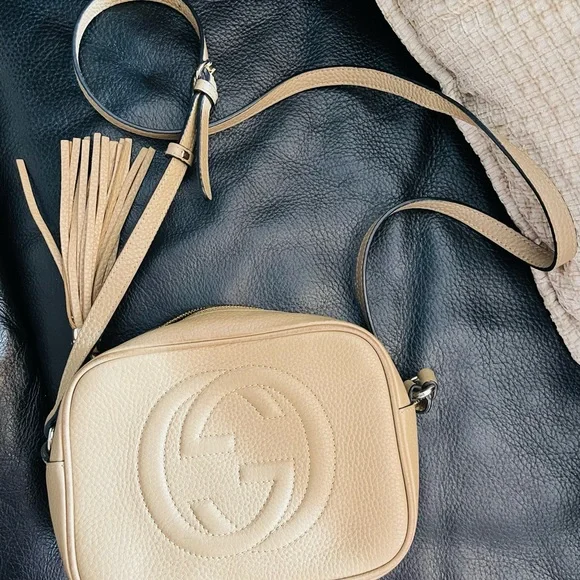 Gucci Soho Disco Beige Crossbody Bag - Picture 1 of 4